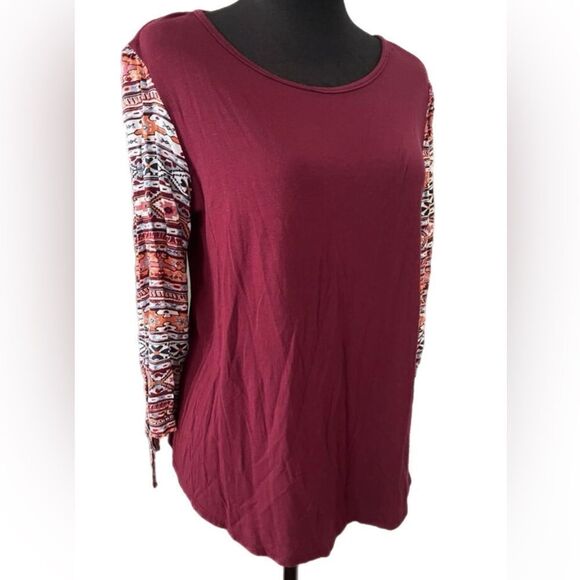Dept222 Burgundy top with Aztec sleeves. Size Large - Picture 1 of 10
